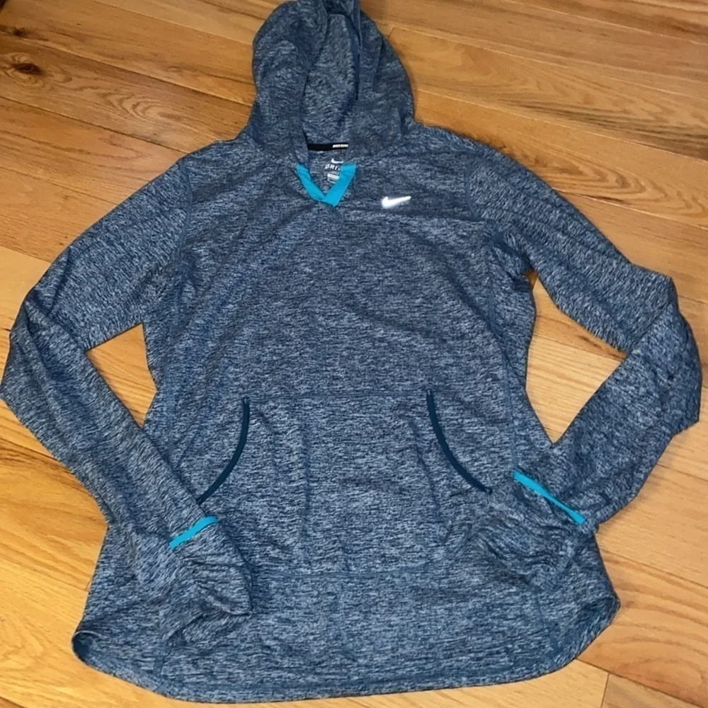Nike Dri-Fit Element Hoodie in size M, EUC- color is blue/green heathered